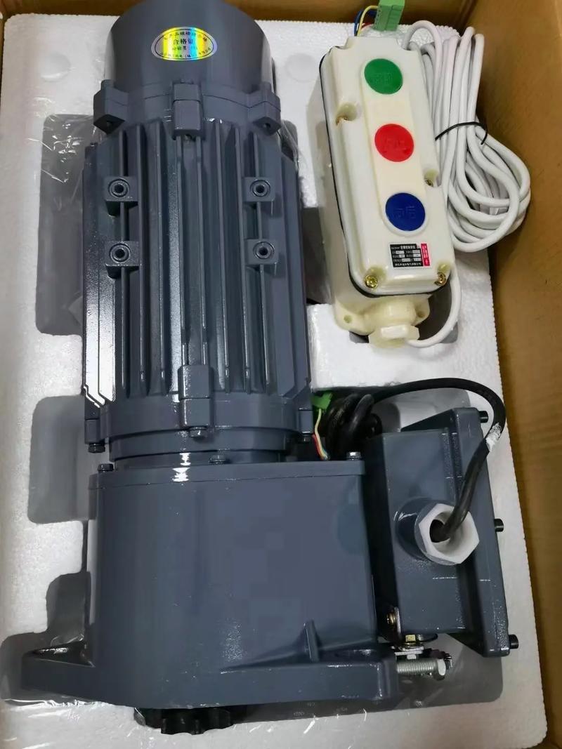 防爆電機驅動 工業卷簾門的核心選擇與認證保障